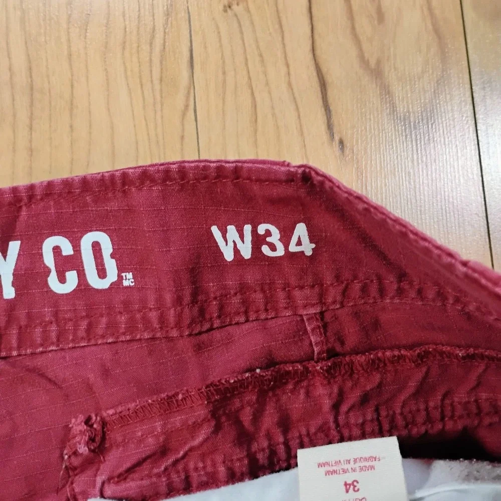 Mossimo Supply Co. Men's Size 34 Maroon Cargo Skater Shorts Baggy